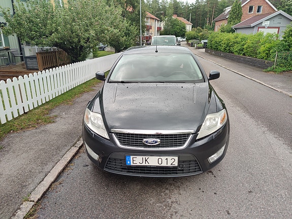 Ford Mondeo 8 of 20