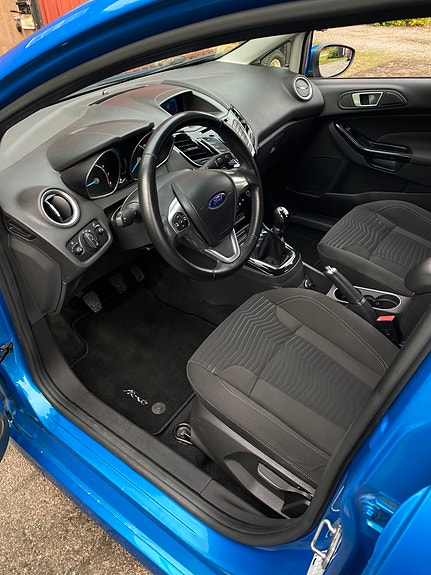 Ford Fiesta 5 of 5