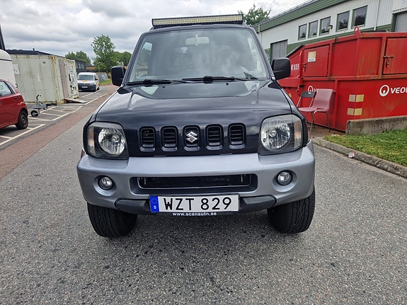 Suzuki Jimny 4 of 5