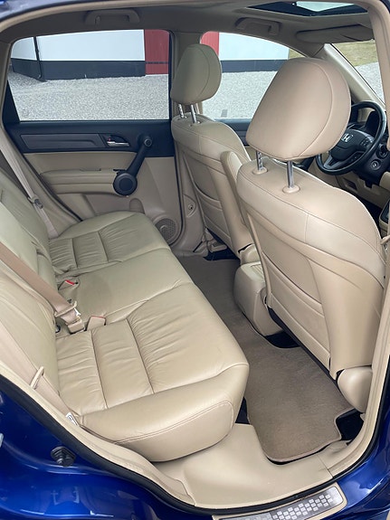 Honda CR-V 9 of 11