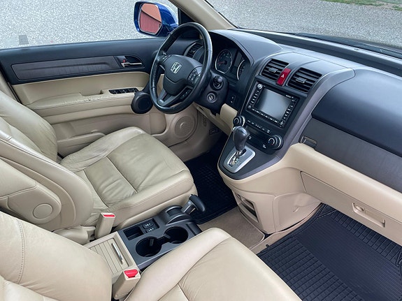 Honda CR-V 10 of 11