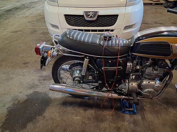 Triumph T150 trident 5 of 5
