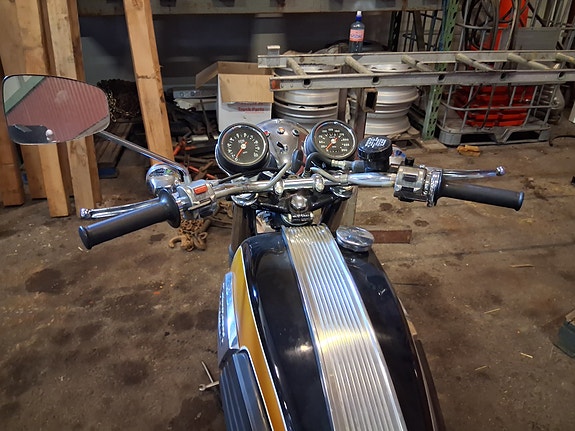 Triumph T150 trident 3 of 5
