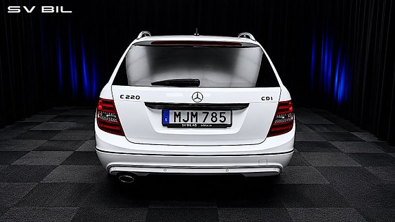 Mercedes-Benz C220 5 of 30