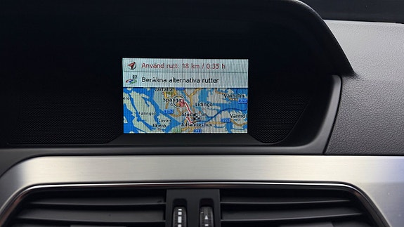 Mercedes-Benz C220 28 of 30