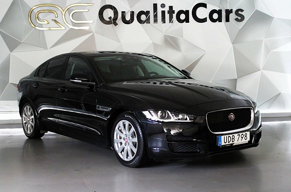Jaguar XE 2 of 20