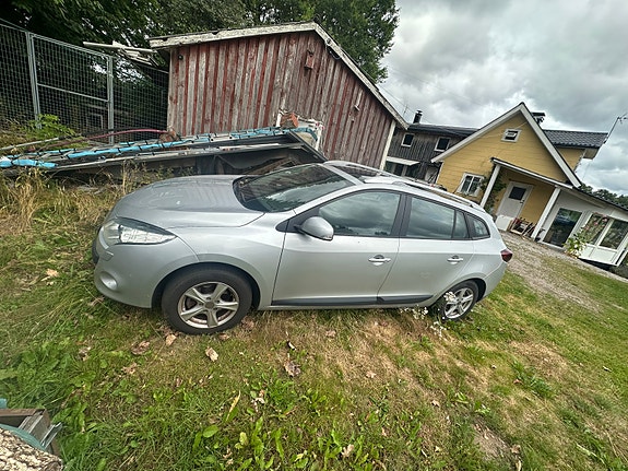 Renault Megane III 4 of 9