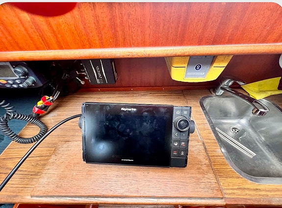 HR-29 HALLBERG RASSY 4 of 4