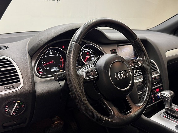 Audi Q7 10 of 23