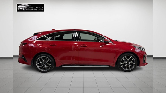 Kia ProCeed 2 of 20