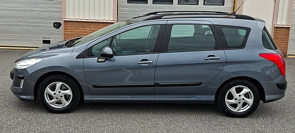 Peugeot 308 SW 7 of 17