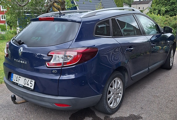 Renault Megane III 7 of 8