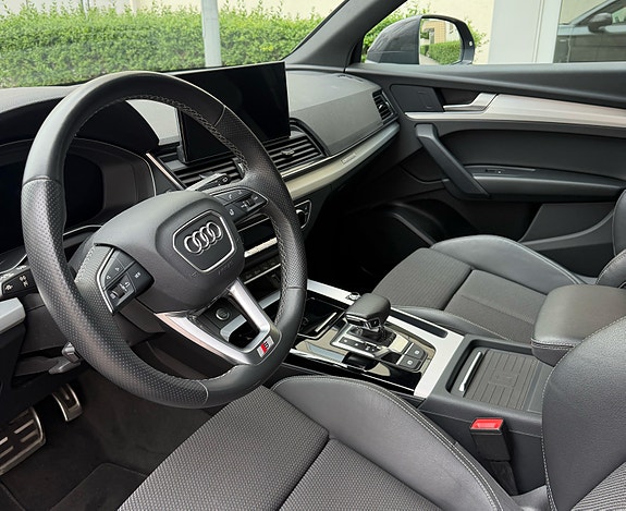 Audi Q5 9 of 13