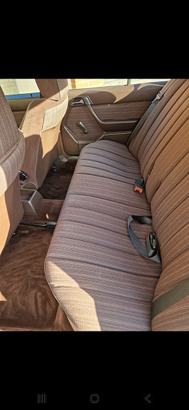 Mercedes-Benz 200 11 of 21