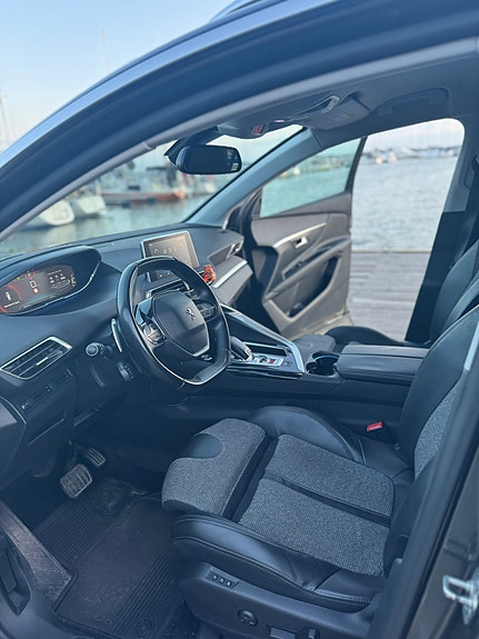 Peugeot 3008 5 of 5