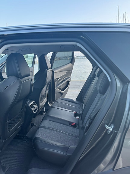 Peugeot 3008 7 of 9