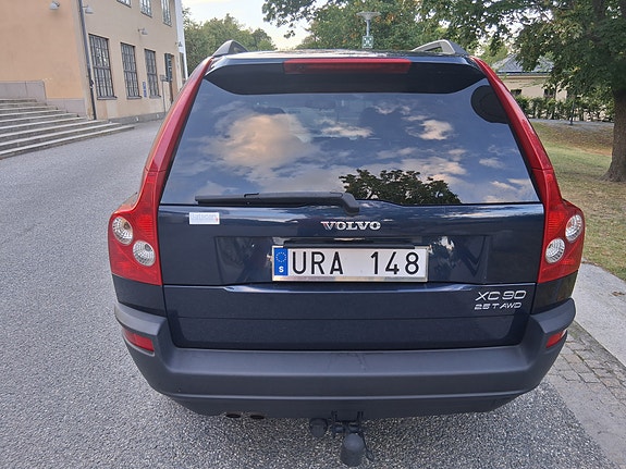 Volvo XC90 12 of 21