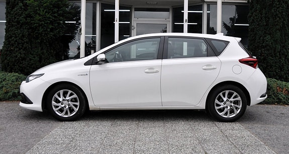 Toyota Auris 3 of 11
