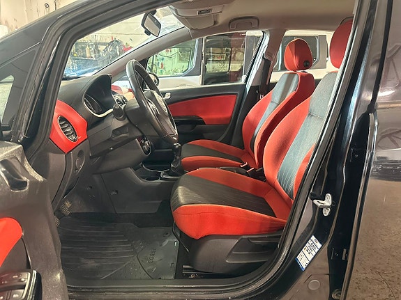 Opel Corsa 9 of 12