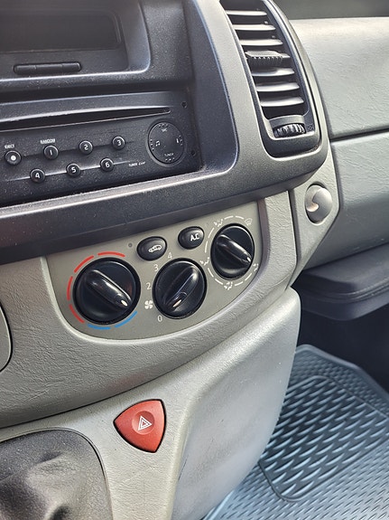 Renault Trafik 1.9 5 of 7