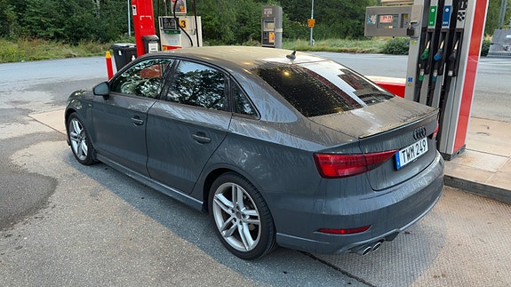 Audi A3 2 of 5
