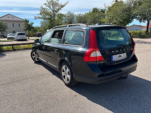 Volvo V70 5 of 5