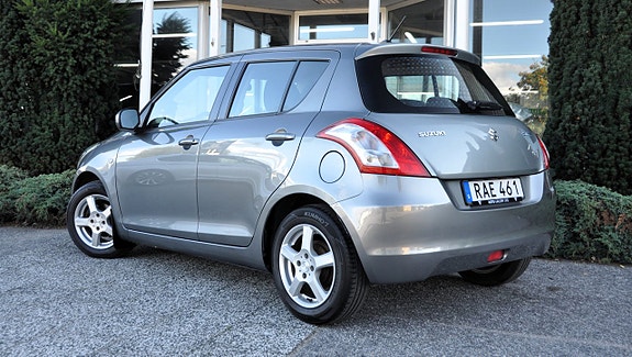 Suzuki Swift 4 of 10