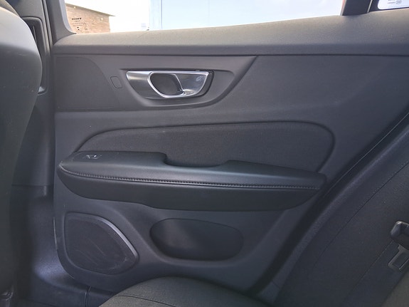 Volvo V60 9 of 12