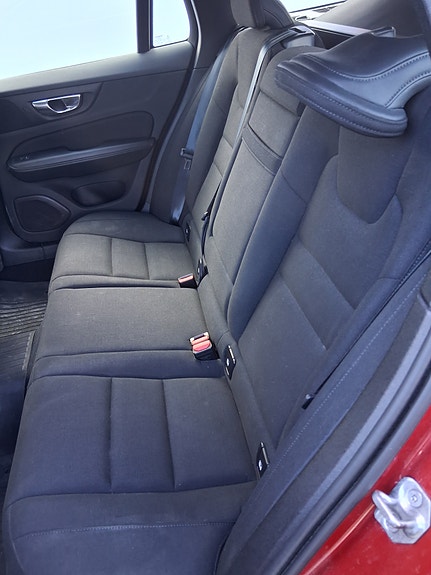 Volvo V60 12 of 12