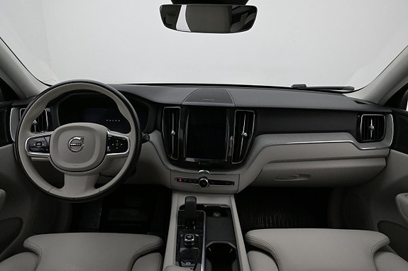 Volvo XC60 6 of 27
