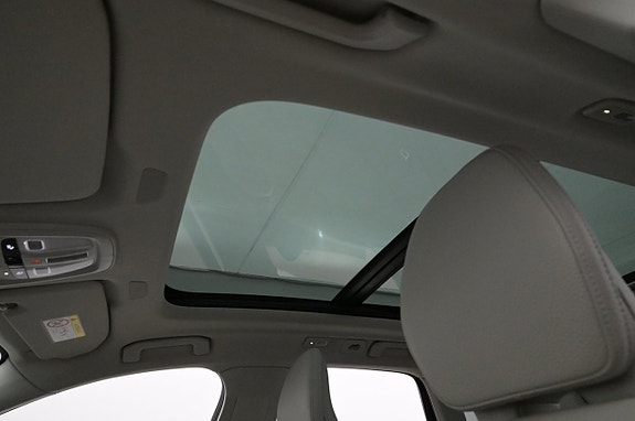 Volvo XC60 19 of 27