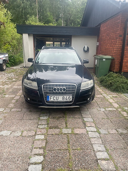 Audi A6 allroad 4 of 5