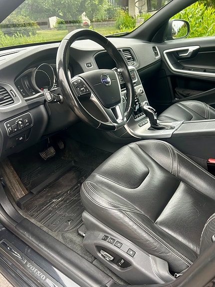 Volvo V60 5 of 5