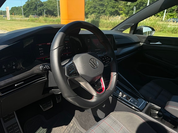 Volkswagen Golf VIII 5 of 7