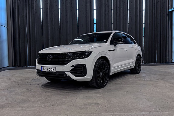 Volkswagen Touareg 2 of 23