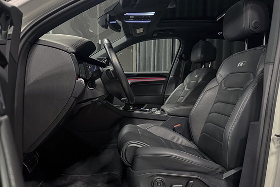 Volkswagen Touareg 10 of 23