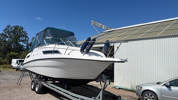Chaparral Signature 240 1995 7 of 9