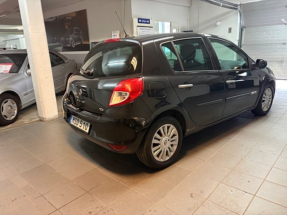 Renault Clio 4 of 12