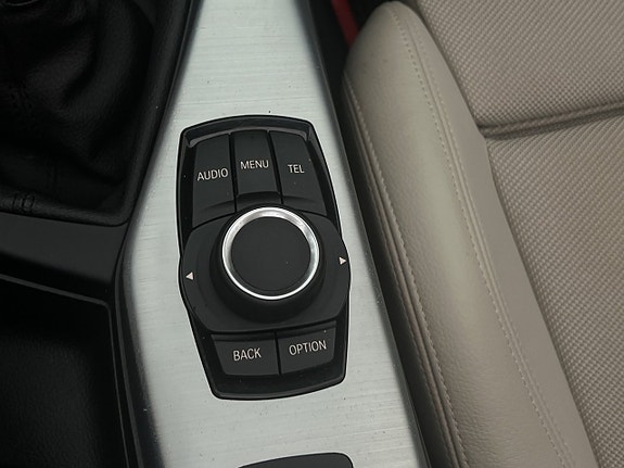 BMW 220i 21 of 30