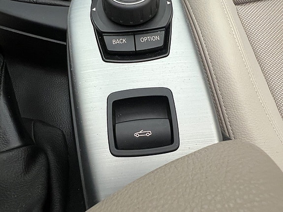 BMW 220i 22 of 30