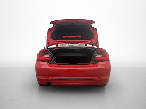 BMW 220i 27 of 30