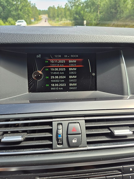 BMW 520d 15 of 22
