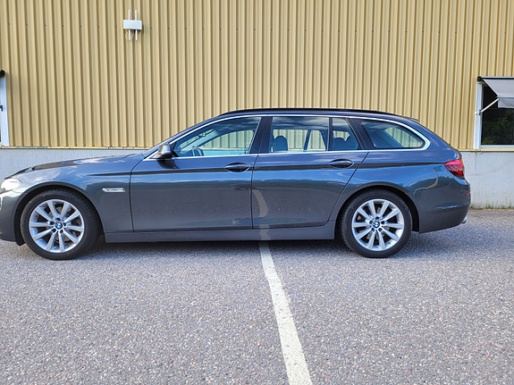 BMW 520d 3 of 22