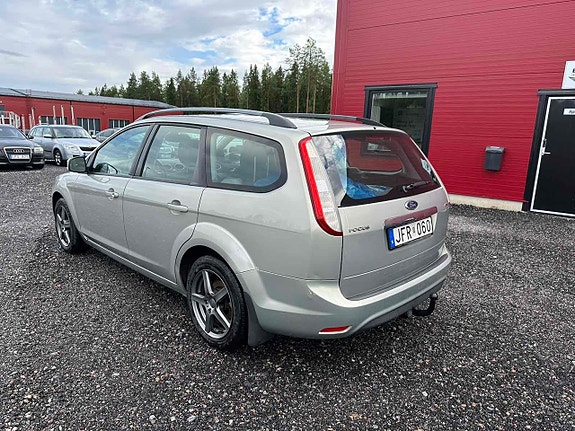 Ford Focus 4 of 5