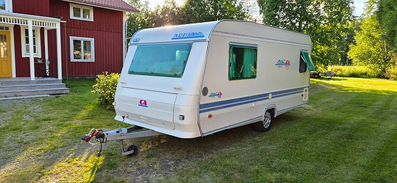 Adria Unica B 462 DP 2 of 11