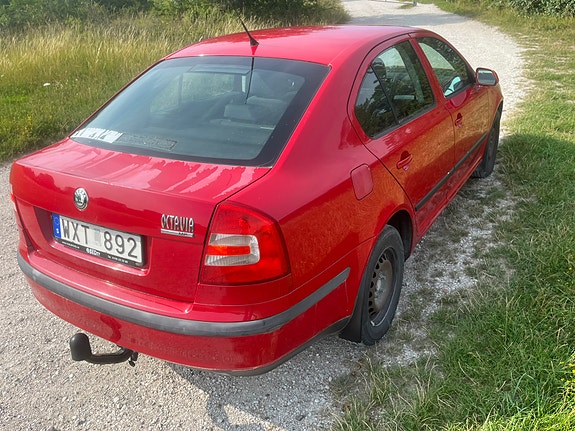 Skoda Octavia 3 of 8