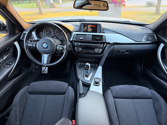 BMW 320d 5 of 5