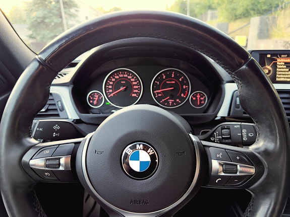 BMW 320d 8 of 12