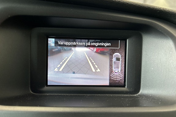 Volvo V40 17 of 27
