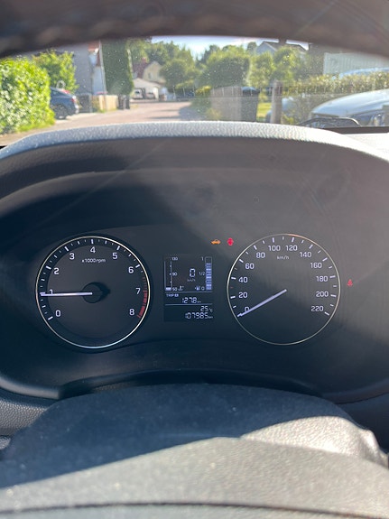 Hyundai i20 7 of 9